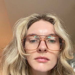 Meet your Posher, Kara